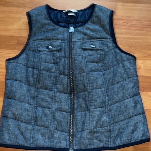 Christopher and Banks women’s denim quilted vest Size Petite Large - Picture 3 of 10